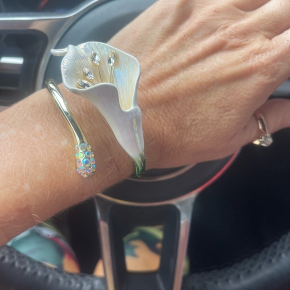 Betsey Johnson Other - Betsey Johnson Calla Lily Cuff Bracelet White Enamel Crystal Statement Floral